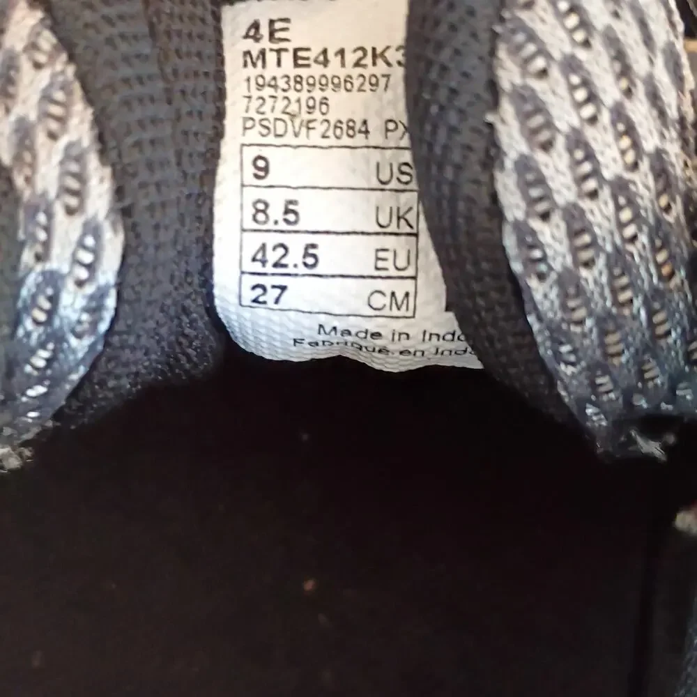 New Balance Men’s Gray/Blue/Black Low Top Mesh Lace-Up Athletic Sneakers